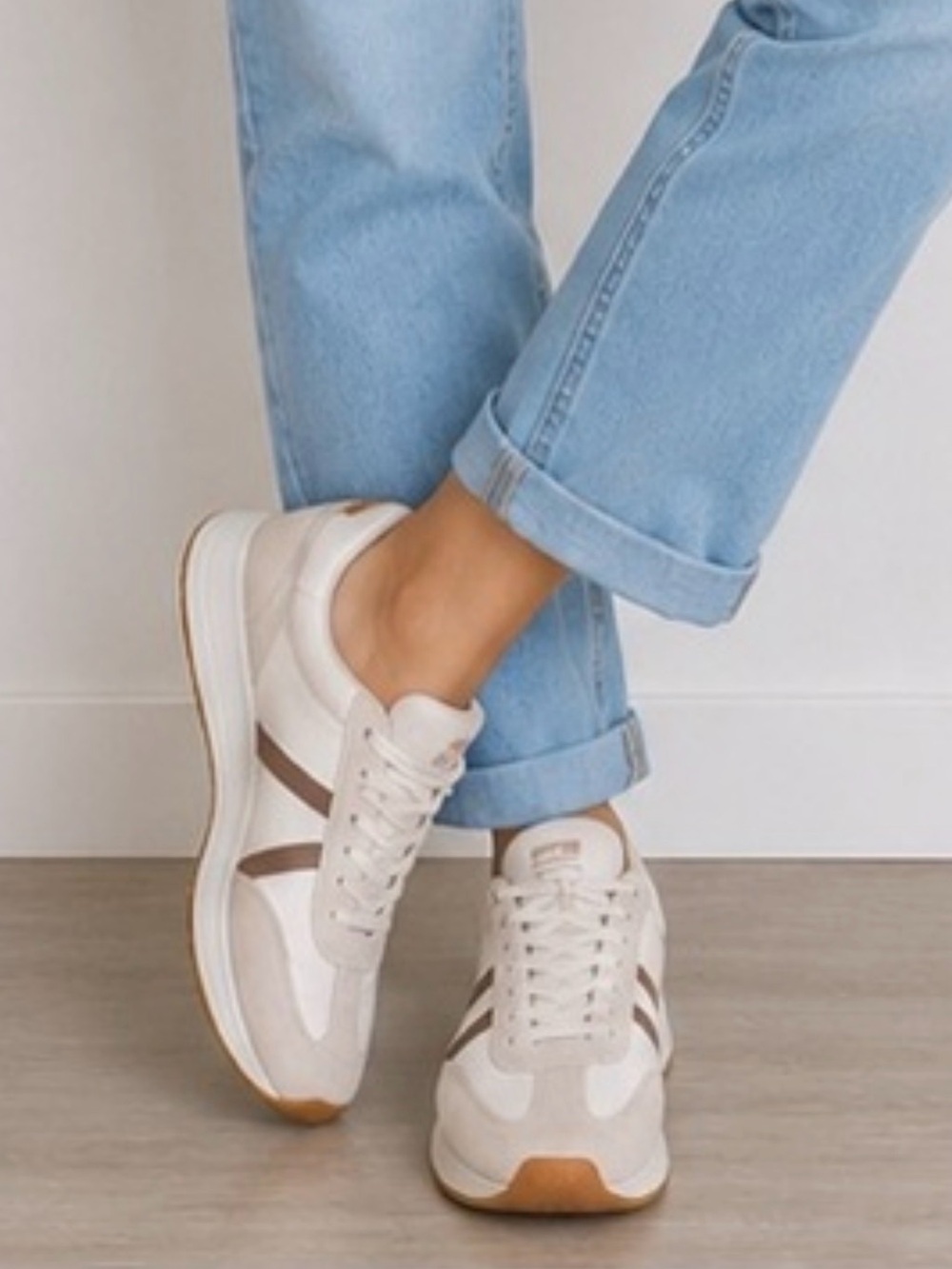 Vince Women’s Ohara Sneakers